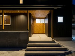 ポーチ
