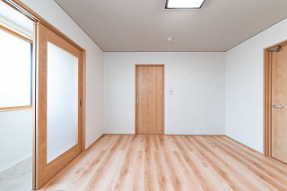 寝室・ｻﾝﾙｰﾑ
