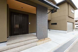 ポーチ
