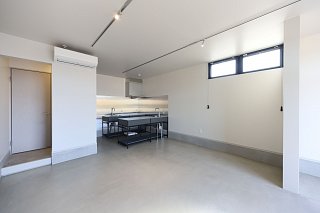 テナント