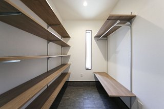 シューズクローク
